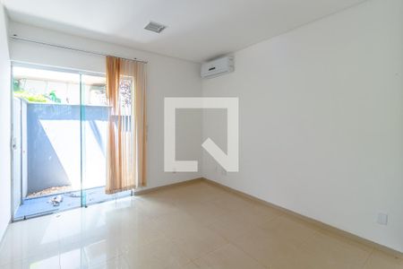 Quarto 1 de casa de condomínio para alugar com 4 quartos, 243m² em Jardins Atenas, Goiânia