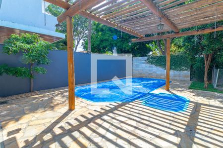 Casa de condomínio para alugar com 243m², 4 quartos e 4 vagasPiscina Privativa