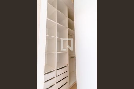 Casa de condomínio para alugar com 243m², 4 quartos e 4 vagasQuarto 5 - Suíte Master