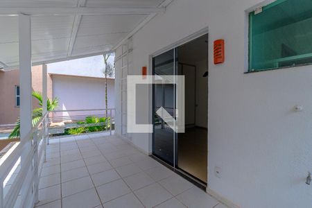Casa de condomínio para alugar com 243m², 4 quartos e 4 vagasVaranda do Quarto 2