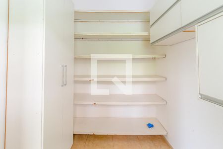 Casa de condomínio para alugar com 243m², 4 quartos e 4 vagasDespensa