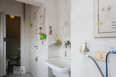 Apartamento à venda com 65m², 2 quartos e 1 vagaÁrea de Serviço