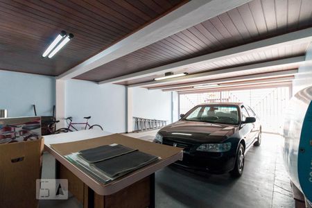 Casa à venda com 326m², 3 quartos e 6 vagasGaragem
