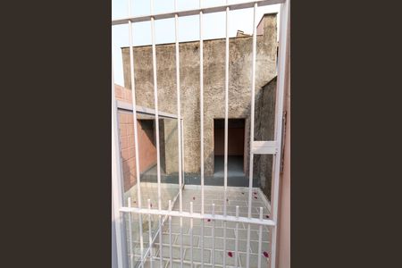 Casa à venda com 326m², 3 quartos e 6 vagasÁrea externa - canil