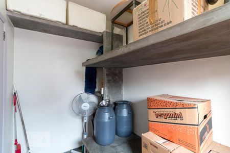 Casa à venda com 326m², 3 quartos e 6 vagasQuarto de serviço