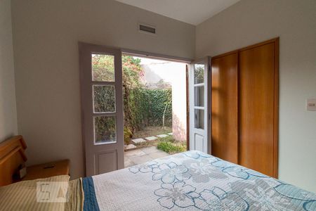 Casa à venda com 326m², 3 quartos e 6 vagasQuarto 2 suíte