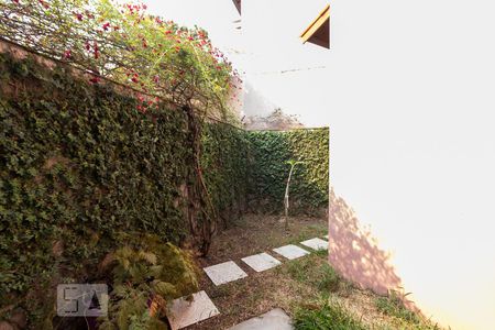 Casa à venda com 326m², 3 quartos e 6 vagasVaranda quarto 2 suíte