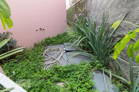 Casa à venda com 326m², 3 quartos e 6 vagasSisterna de captação de água