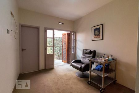 Casa à venda com 326m², 3 quartos e 6 vagasQuarto 3 suíte