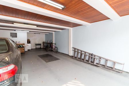 Casa à venda com 326m², 3 quartos e 6 vagasGaragem