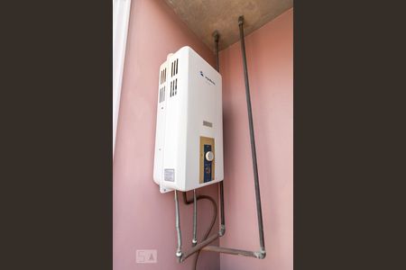 Casa à venda com 326m², 3 quartos e 6 vagasÁrea externa - aquecimento à gás