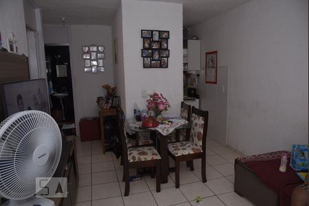 Sala de Apartamento com 2 quartos, 60m² Jacarepaguá