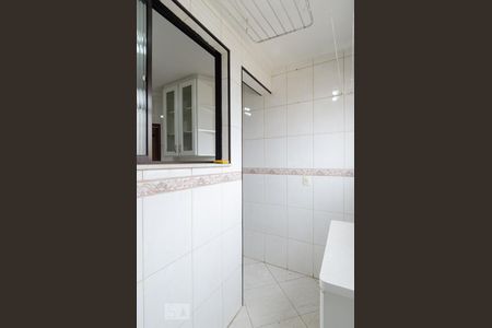 Apartamento para alugar com 68m², 2 quartos e 1 vagaÁrea de serviço