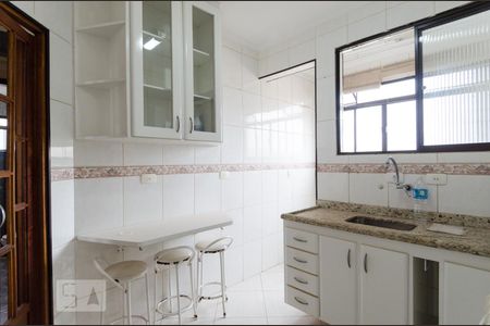 Apartamento para alugar com 68m², 2 quartos e 1 vagaCozinha