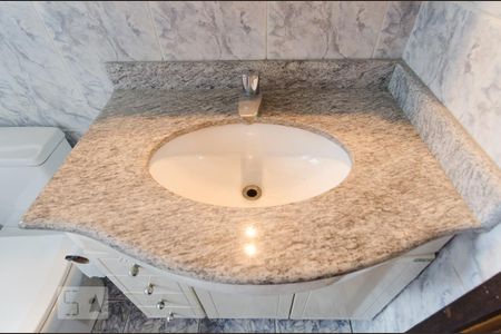 Apartamento para alugar com 68m², 2 quartos e 1 vagaPia