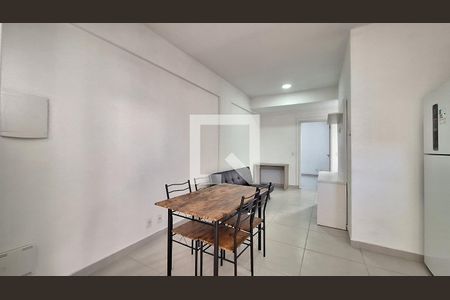 Sala/Cozinha de apartamento para alugar com 1 quarto, 35m² em Luz, São Paulo