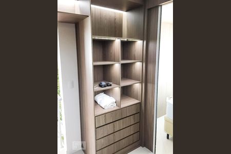 Closet de apartamento para alugar com 1 quarto, 90m² em Rudge Ramos, São Bernardo do Campo