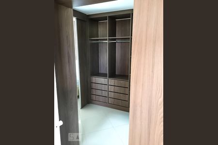 Closet de apartamento para alugar com 1 quarto, 90m² em Rudge Ramos, São Bernardo do Campo