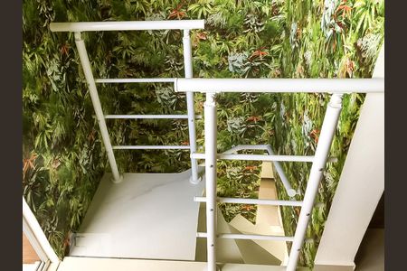 Apartamento para alugar com 90m², 1 quarto e 1 vagaEscadas