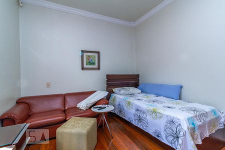 Apartamento à venda com 240m², 3 quartos e 2 vagasQuarto 3