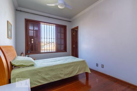 Apartamento à venda com 240m², 3 quartos e 2 vagasSuíte2