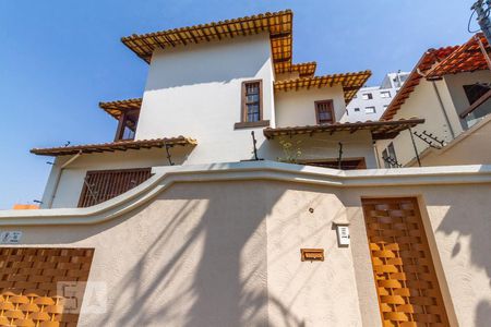 Apartamento à venda com 240m², 3 quartos e 2 vagasfachada