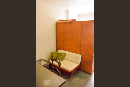Studio à venda com 30m², 1 quarto e sem vaga Studio à venda com 30m², 1 quarto e sem vagasala