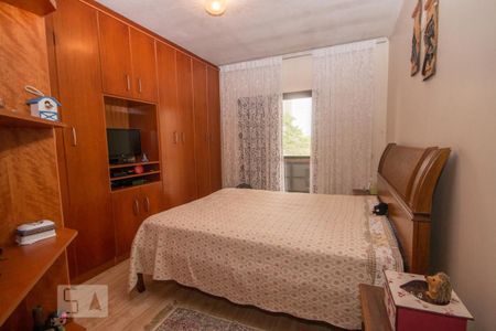 Casa à venda com 170m², 4 quartos e 4 vagasSuíte 2