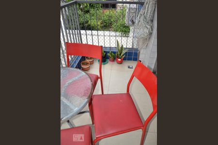 Apartamento à venda com 72m², 2 quartos e 1 vagaVARANDA