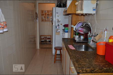 Apartamento à venda com 72m², 2 quartos e 1 vagaCOZINHA