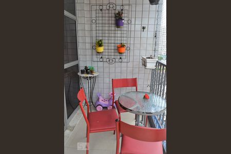 Apartamento à venda com 72m², 2 quartos e 1 vagaVARANDA