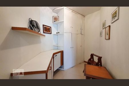 Apartamento à venda com 122m², 3 quartos e 2 vagasQuarto de Serviço