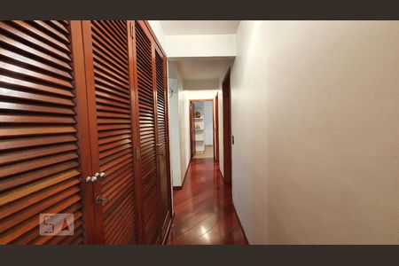 Corredor de apartamento à venda com 3 quartos, 122m² em Bela Aliança, São Paulo