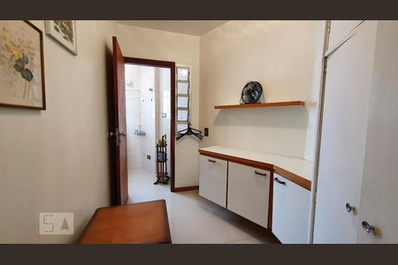 Apartamento à venda com 122m², 3 quartos e 2 vagasQuarto de Serviço