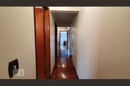 Apartamento à venda com 122m², 3 quartos e 2 vagasCorredor