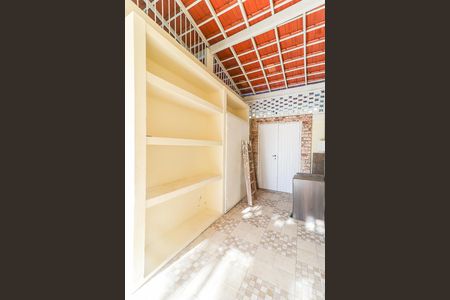 Casa de condomínio à venda com 360m², 4 quartos e 3 vagasArmário da Garagem