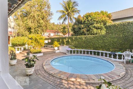 Casa de condomínio à venda com 360m², 4 quartos e 3 vagasVista do Quarto 1 - Suíte