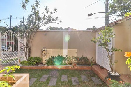 Casa de condomínio à venda com 360m², 4 quartos e 3 vagasVista do Quarto 1 - Suíte