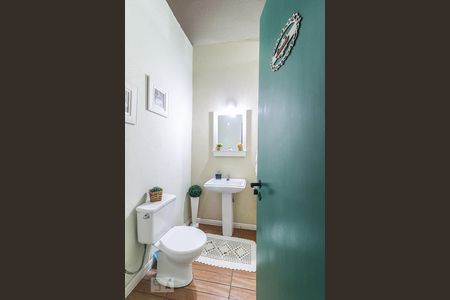 Casa de condomínio à venda com 360m², 4 quartos e 3 vagasLavabo