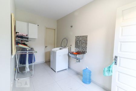 Casa de condomínio à venda com 360m², 4 quartos e 3 vagasÁrea de Serviço