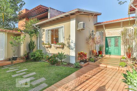 Casa de condomínio à venda com 360m², 4 quartos e 3 vagasQuintal da Frente