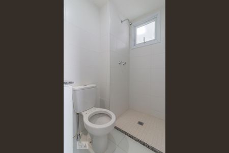 Apartamento para alugar com 58m², 3 quartos e 1 vaga Apartamento para alugar com 58m², 3 quartos e 1 vagaBanheiro da Suíte