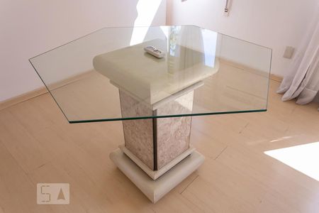 Detalhe de apartamento para alugar com 2 quartos, 58m² em Menino Deus, Porto Alegre