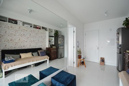 Sala de apartamento para alugar com 1 quarto, 35m² em Pinheiros, São Paulo