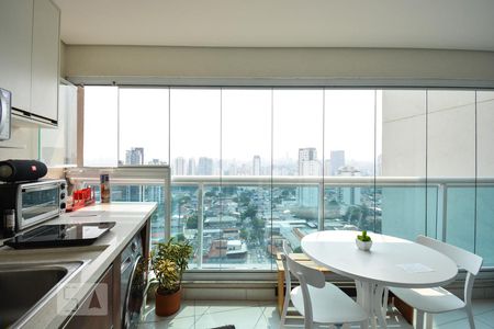 Varanda de apartamento para alugar com 1 quarto, 35m² em Pinheiros, São Paulo