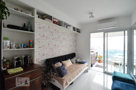 Sala de apartamento para alugar com 1 quarto, 35m² em Pinheiros, São Paulo
