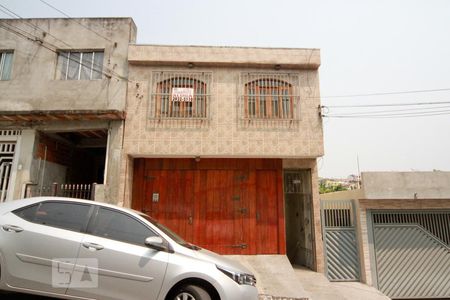 Casa à venda com 320m², 4 quartos e 2 vagasFachada