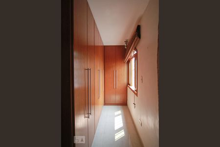Casa à venda com 320m², 4 quartos e 2 vagasCloset da suíte 2
