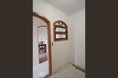 Casa à venda com 320m², 4 quartos e 2 vagasQuarto de Serviço