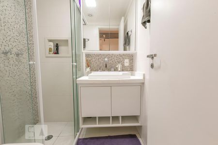Banheiro de apartamento à venda com 2 quartos, 79m² em Água Branca, São Paulo
